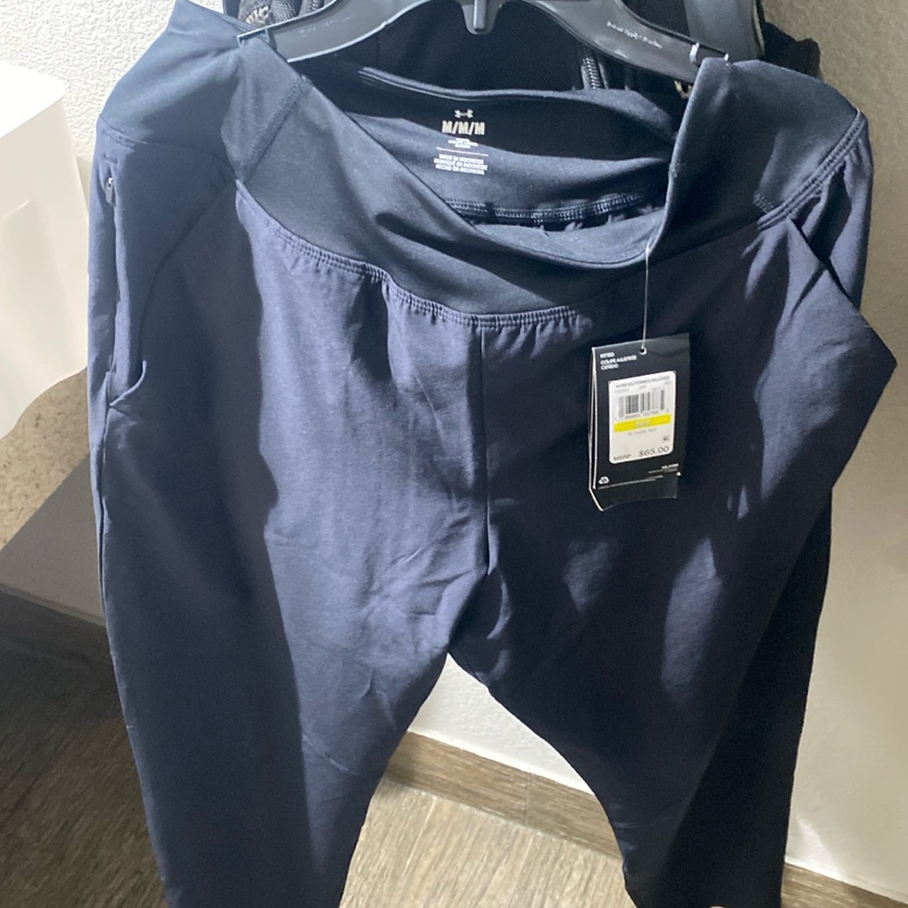 Under armour women’s fitted pants